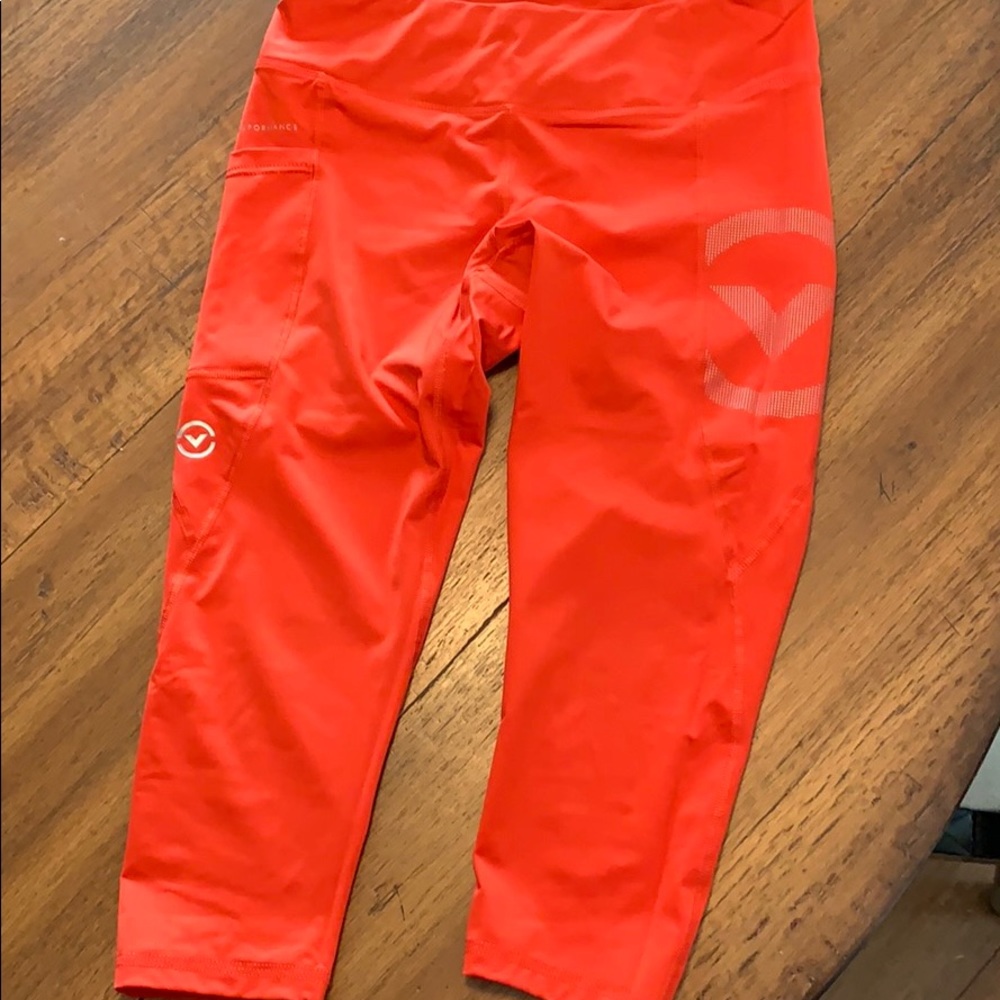 Women’s Virus Crop Pant